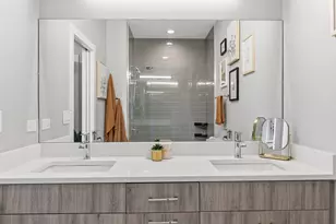 2241 W Coulter St, Chicago, IL 60608 - Photo 27