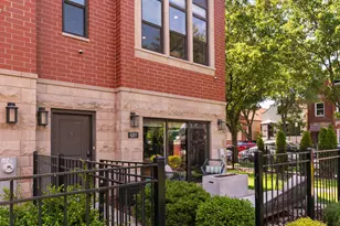 2241 W Coulter St, Chicago, IL 60608 - Photo 31
