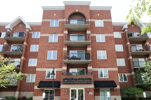 3401 N Carriageway Dr, Arlington Heights, IL 60004 - Photo 1