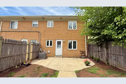333 Cherry Valley Road, Vernon Hills, IL 60061 - Photo 37