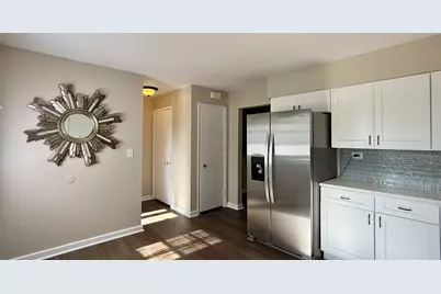 333 Cherry Valley Road, Vernon Hills, IL 60061 - Photo 13