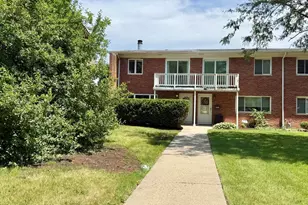 333 Cherry Valley Rd, Vernon Hills, IL 60061 - Photo 3