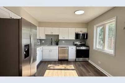 333 Cherry Valley Road, Vernon Hills, IL 60061 - Photo 15