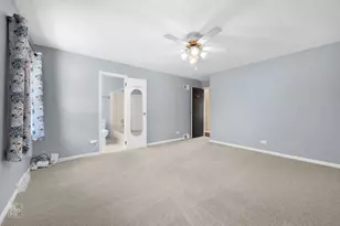 20589 N Horatio Blvd, Prairie View, IL 60069 - Photo 9