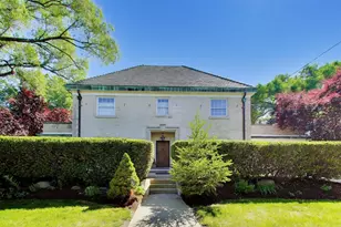 5898 N Caldwell Ave, Chicago, IL 60646 - Photo 1