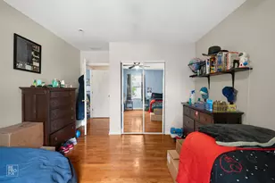 221 N Mill St, Naperville, IL 60540 - Photo 11
