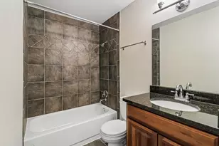 1336 McDowell Rd, Naperville, IL 60563 - Photo 17