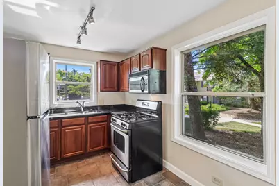 1336 McDowell Road #104, Naperville, IL 60563 - Photo 5