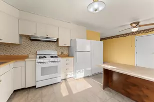 1010 Scottsdale Dr, Champaign, IL 61821 - Photo 17