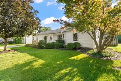 1010 Scottsdale Drive, Champaign, IL 61821 - Photo 3