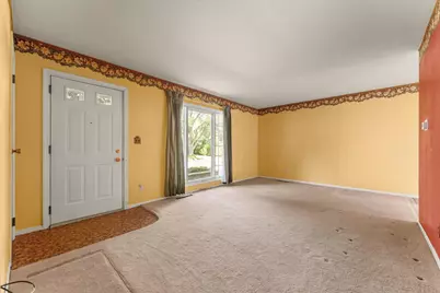 1010 Scottsdale Drive, Champaign, IL 61821 - Photo 9