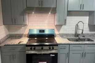 7939 S Ingleside Ave, Chicago, IL 60619 - Photo 3