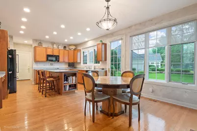 6650 White Pine Way, Libertyville, IL 60048 - Photo 5