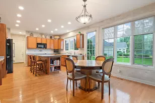 6650 White Pine Way, Libertyville, IL 60048 - Photo 5