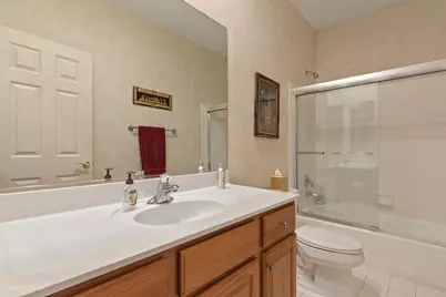 6650 White Pine Way, Libertyville, IL 60048 - Photo 17