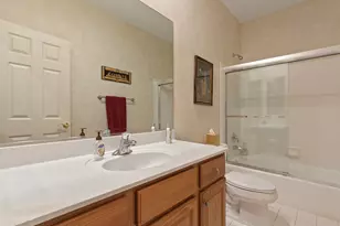 6650 White Pine Way, Libertyville, IL 60048 - Photo 17