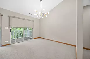 5S560 Paxton Dr, Naperville, IL 60563 - Photo 9