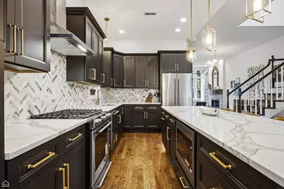 1310 W Roscoe Street, Chicago, IL 60657 - Photo 15