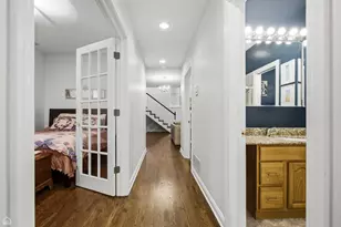 1310 W Roscoe St, Chicago, IL 60657 - Photo 43