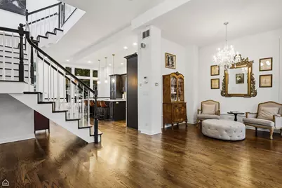 1310 W Roscoe Street, Chicago, IL 60657 - Photo 11