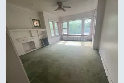 7819 S Bennett Avenue, Chicago, IL 60649 - Photo 7