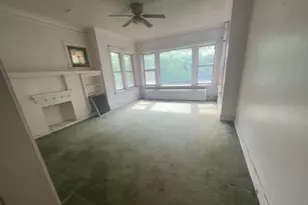 7819 S Bennett Ave, Chicago, IL 60649 - Photo 7