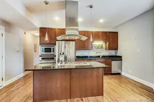 3740 N Wilton Ave, Chicago, IL 60613 - Photo 5