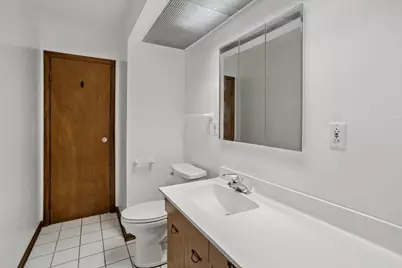 460 W Kathleen Drive, Des Plaines, IL 60016 - Photo 13