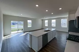 2411 Glacier St, Pingree Grove, IL 60140 - Photo 9