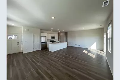 2411 Glacier Street, Pingree Grove, IL 60140 - Photo 5