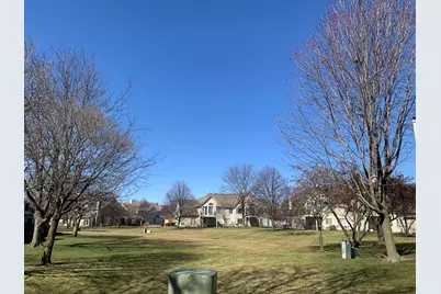 417 Cobbler Court #2, Bartlett, IL 60103 - Photo 3