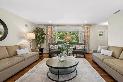 671 Revere Road, Glen Ellyn, IL 60137 - Photo 5