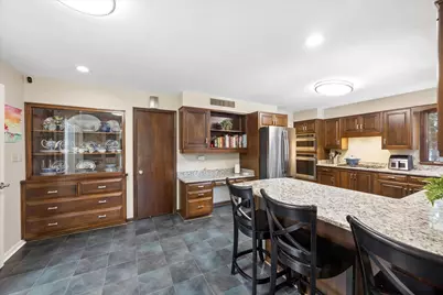 671 Revere Road, Glen Ellyn, IL 60137 - Photo 9