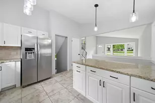 207 W Ethel Ave, Lombard, IL 60148 - Photo 5