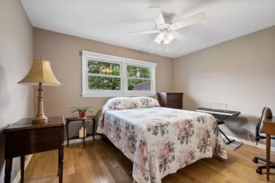 915 S See Gwun Avenue, Mount Prospect, IL 60056 - Photo 15
