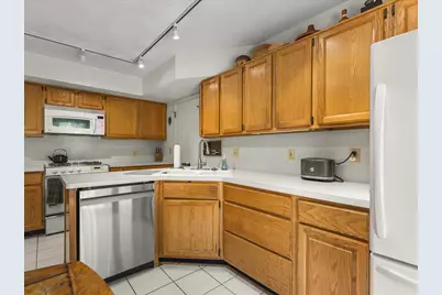 5121 Brookview Road, Rockford, IL 61107 - Photo 9