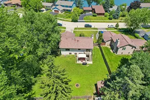2359 High Point Dr, Lindenhurst, IL 60046 - Photo 39