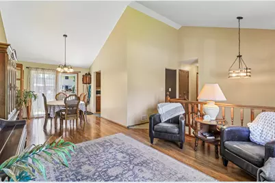 2359 High Point Drive, Lindenhurst, IL 60046 - Photo 5