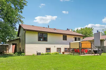2359 High Point Drive, Lindenhurst, IL 60046 - Photo 35