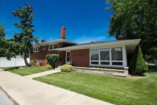 10158 S Talman Ave, Chicago, IL 60655 - Photo 1