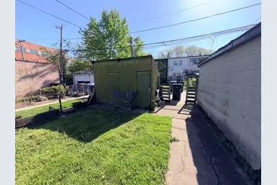 10609 S Champlain Avenue, Chicago, IL 60628 - Photo 7