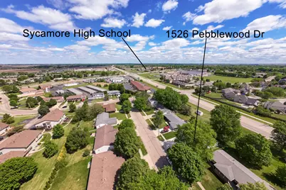1526 Pebblewood Drive, Sycamore, IL 60178 - Photo 3