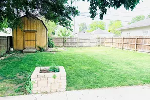 810 E Lincoln St, Hoopeston, IL 60942 - Photo 17