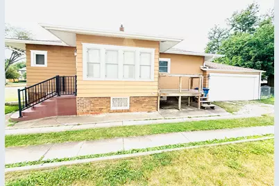810 E Lincoln Street, Hoopeston, IL 60942 - Photo 3
