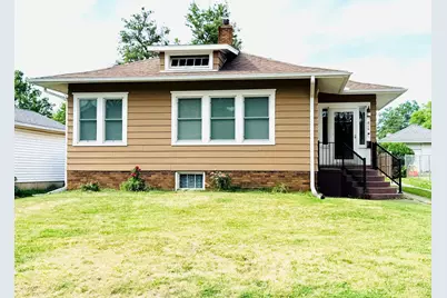 810 E Lincoln Street, Hoopeston, IL 60942 - Photo 1