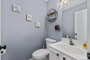 320 Daffodil Dr, Romeoville, IL 60446 - Photo 11
