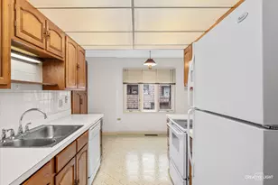 1730 W Galena Blvd, Aurora, IL 60506 - Photo 11