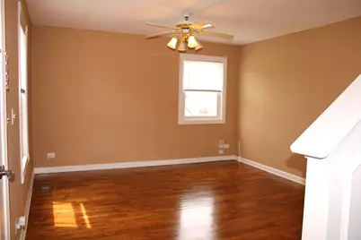2382 N Quaker Hollow Lane, Round Lake Beach, IL 60073 - Photo 3