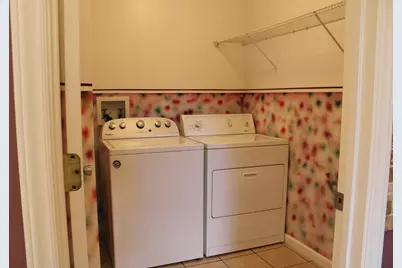 2382 N Quaker Hollow Lane, Round Lake Beach, IL 60073 - Photo 15