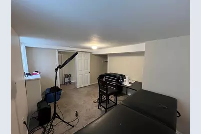 5126 W Cullom Avenue #G, Chicago, IL 60641 - Photo 5